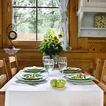 Orman Evi Pachnaca Lasem