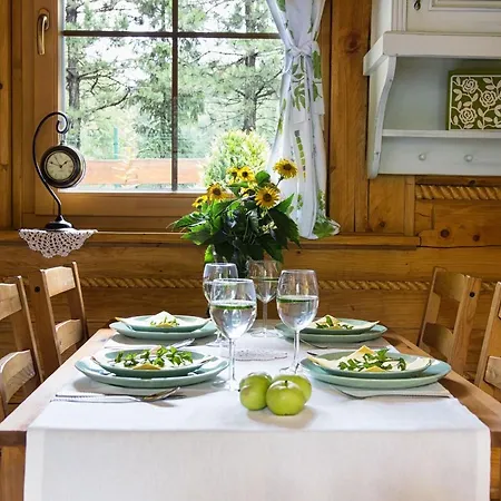 Lodge Pachnąca Lasem