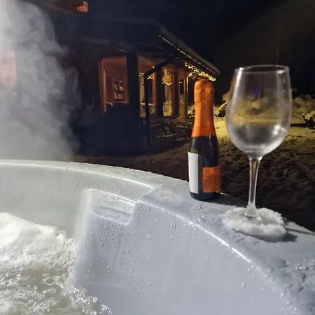 Pachnąca Lasem Lodge *